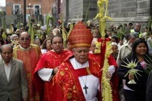 Llama Arzobispo a vivir Semana Santa en oración y reflexión