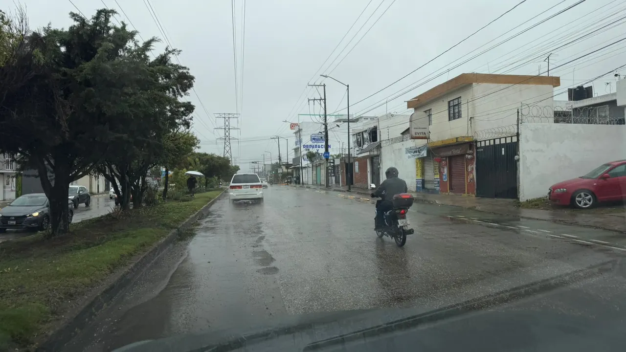 Gobierno de Puebla mantiene alerta por lluvias; prevén tormentas en Atlixco, Mixteca y Angelópolis