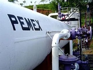 Pémex reporta que incrementó 124 por ciento el robo de combustible