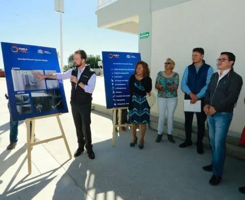 Luis Banck y Gerardo Islas supervisaron las mejoras en la rehabilitación de sanitarios