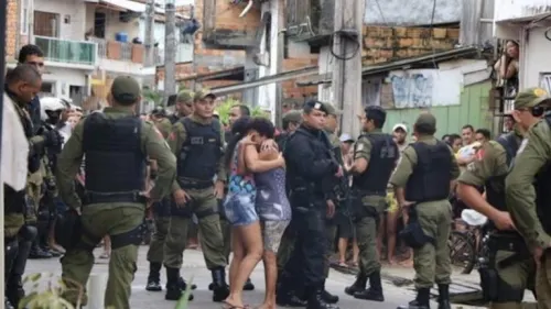 Al menos 11 muertos por tiroteo a un bar en Brasil