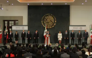 Expectación en el PRI ante los ajustes de Peña