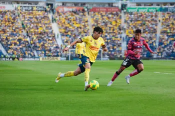 América golea 5-0 a Mazatlán y asegura su lugar en la Liguilla del Clausura 2025