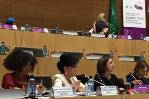 Participa Lucero Saldaña en Foro Global de Mujeres Parlamentarias