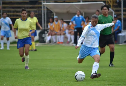 Las Franjitas van por la victoria a Querétaro a costa de las Corregidoras