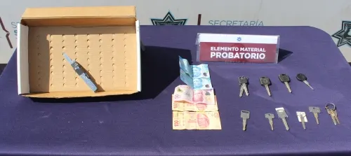 Detuvo SSC de Puebla a dos hombres por robo en agravio de un taxista
