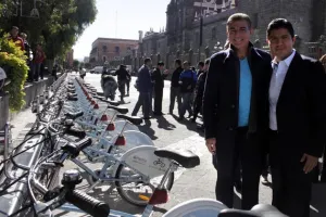 Hasta 2014 serán revelados miembros del gabinete de Tony Gali