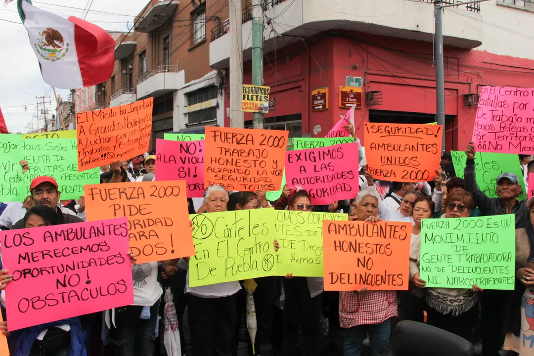 Ambulantes del Mercado 5 de Mayo temen por inseguridad y amenazas; solicitan  mayor presencia policial en el área
