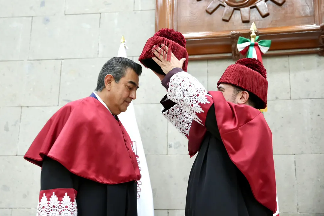 IPN otorga Doctorado Honoris Causa a Sergio Salomón Céspedes por impulso a la educación en Puebla