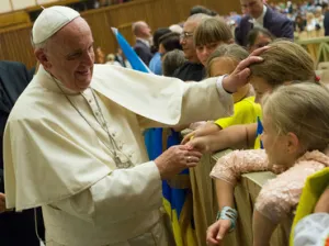 El Papa pide indulgencia para inmigrantes y refugiados