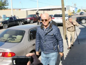 Cae ex secretario de Padrés acusado de extorsión