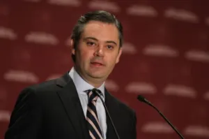 Hay cosas más importantes que la tesis de Peña: Aurelio Nuño