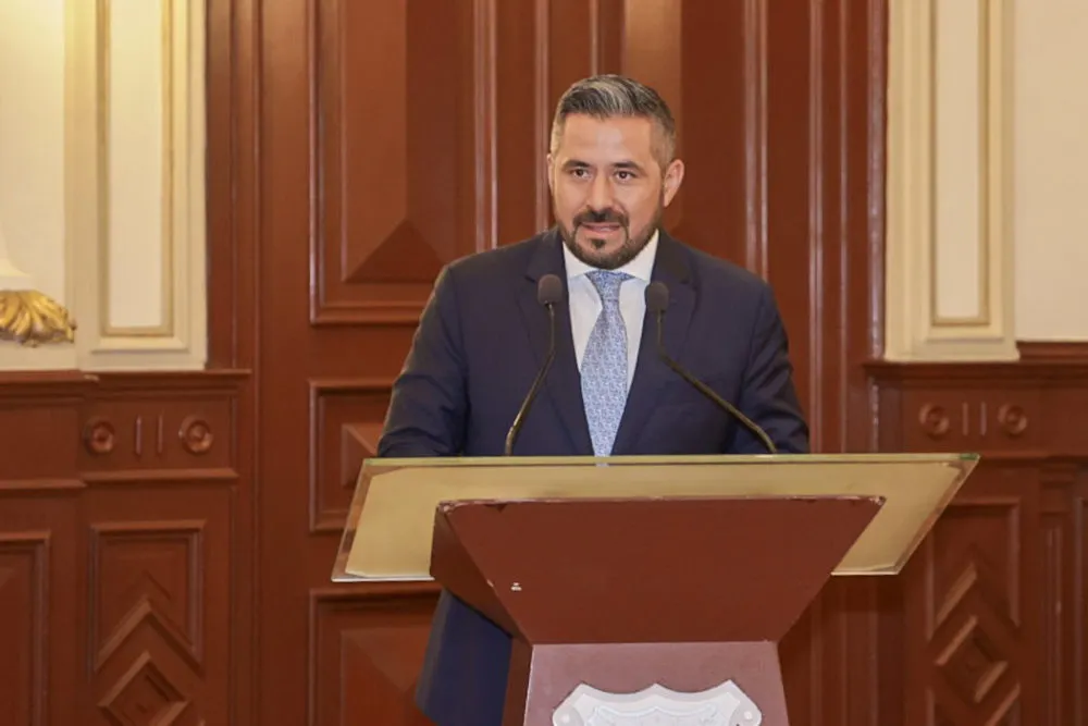 Adán Domínguez