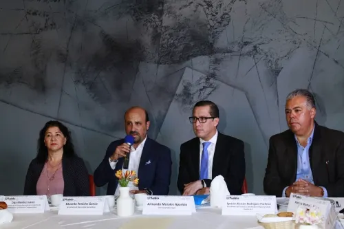Autoridades municipales proponen incentivos fiscales a empresarios