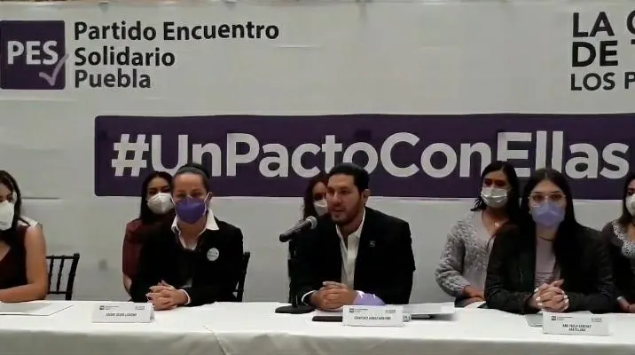 La activista Edurne Ochoa podría ser la candidata del PES a la alcaldía por Puebla