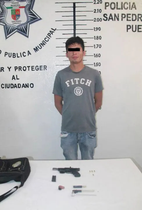 Detienen en San Pedro Cholula a sujeto por portar arma de fuego