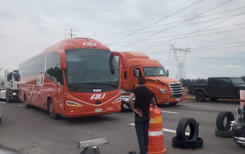 Pobladores de Xoxtla bloquean por segunda vez la autopista México-Puebla en menos de 24 horas