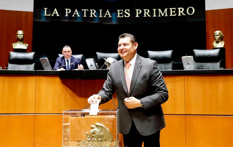 alejandro-armenta-presidente-comision-permanente