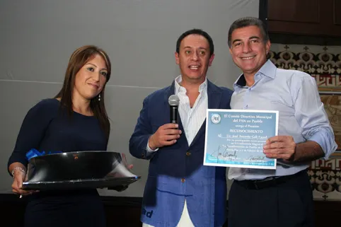 Gali se reúne con militantes panistas de Puebla, capital