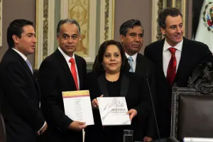 Diputados aprueban aumento del 20 por ciento en presupuesto 2015 del Congreso