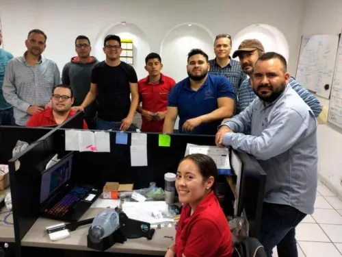 Jóvenes sonorenses diseñan prototipo de respirador para usar durante contingencia