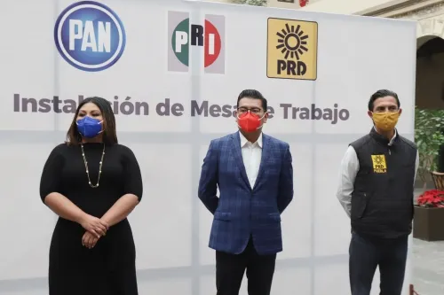PAN, PRI y PRD están en su derecho de formar alianza: Barbosa 