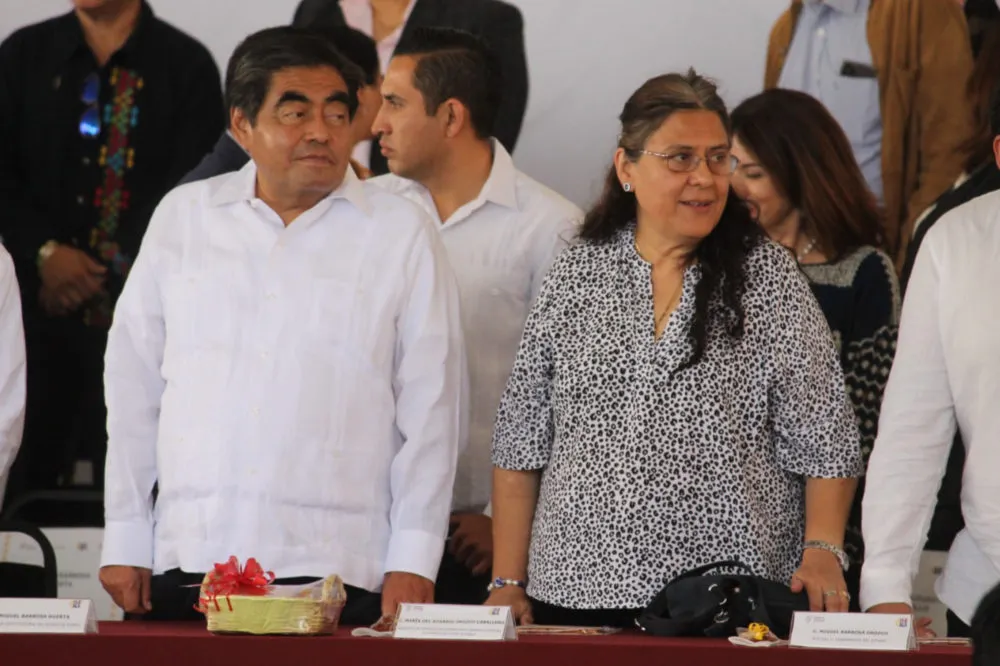 Todos caben en la mesa de Barbosa, menos uno