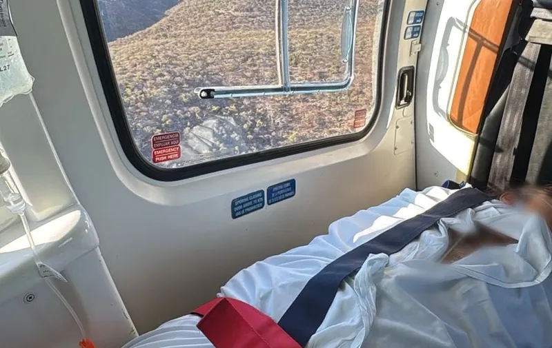 Trasladan en ambulancia aérea a menor con dengue grave en Puebla