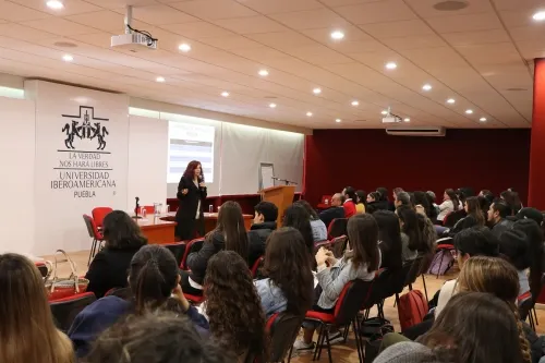 Celebra IBERO Puebla el Día del Nutriólogo y la Nutrióloga