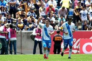 Puebla rescata empate de último minuto ante Pumas