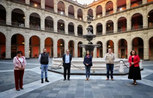 Rivera Vivanco acude a Palacio Nacional para dialogar sobre programas sociales