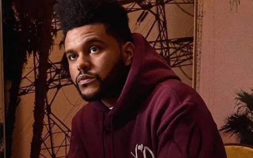 The Weeknd rompe su relación con H&M por anuncio “racista”