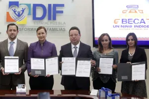 Gracias a becas, más de 400 niños indígenas regresaron a la escuela: SEDIF