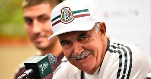 “Tuca” afirma que él decidió ausencia de jugadores para enfrentar a EUA