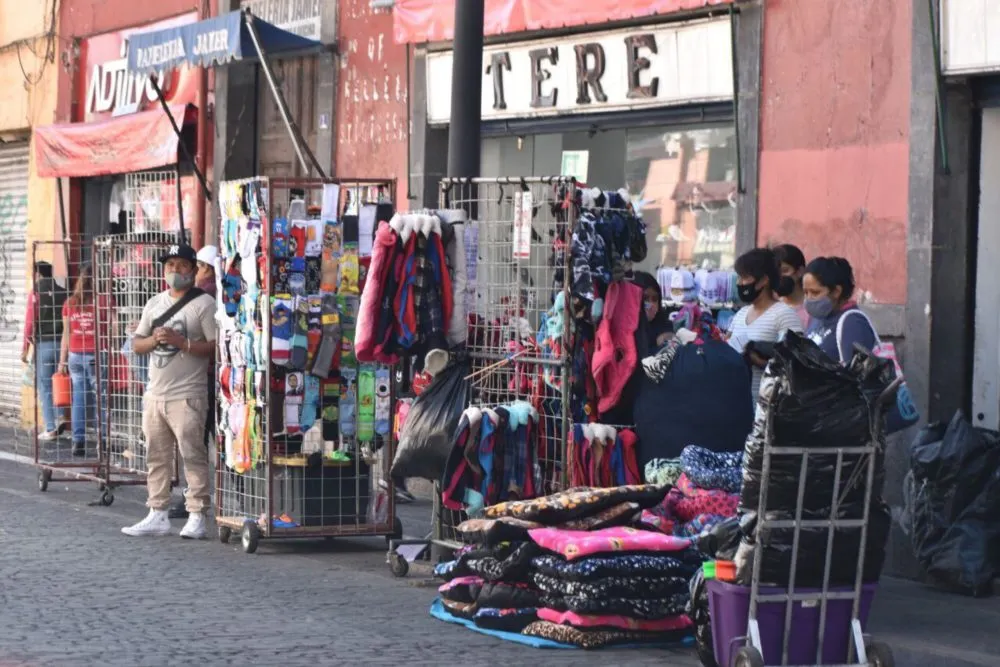 Ambulantes en el Centro Histórico de Puebla