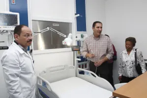 Moreno Valle inaugura la rehabilitación de la Unidad Pediátrica de Quemados del HNP