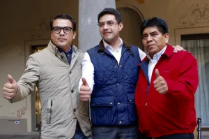 Acusan a Zeferino Martínez y Mariano Hernández de firmar alianza en lo oscurito