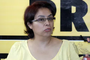 Va Quezada por licencia al PRD para buscar la mini