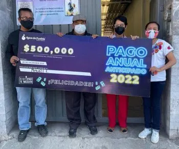 A Santa Cruz Los Ángeles se van 500 mp sorteados por Agua de Puebla