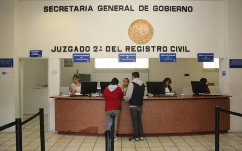 Les quitan el negocio a 120 “coyotes” del registro civil