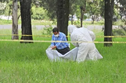 Localizan el cadáver de un hombre semidesnudo en San Martín con narcomensaje