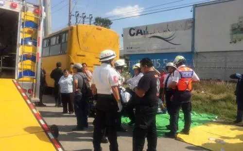 10 heridos, saldo de choque de Ruta Xoxtla contra base de concreto en la México-Puebla