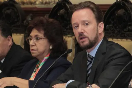 Ayuntamiento de Puebla inicia persecución contra Morena