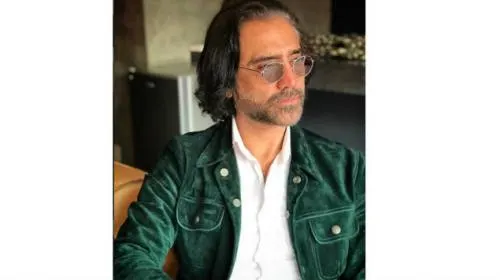 Alejandro Fernandez cambia de imagen (FOTO)