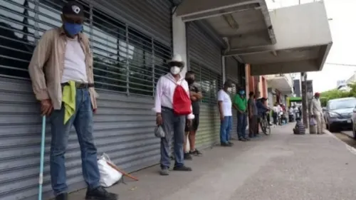 Aumenta pobreza laboral, llega a 44.5% en el tercer trimestre de 2020: Coneval