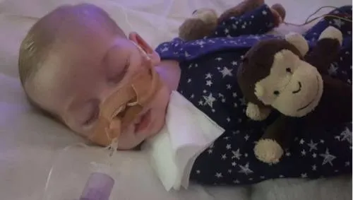 Un doctor estadounidense examinará al bebé Charlie Gard