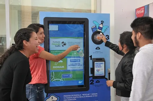 BUAP recibe certificación WORLDCOB-CSR y el Distintivo Waste Responsible Management Institution