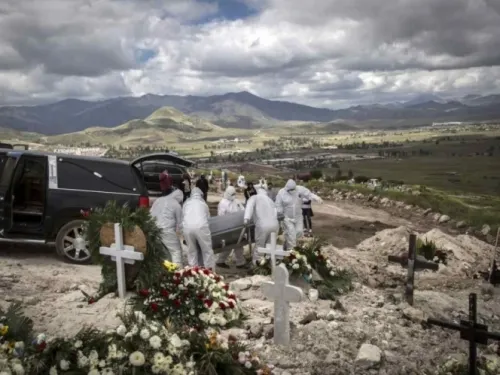 Funerarias cobran hasta $50 mil por muertos de Covid-19
