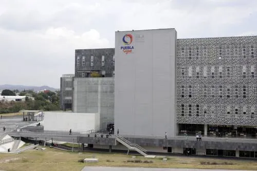 Asegura sus inmuebles el gobierno del Estado