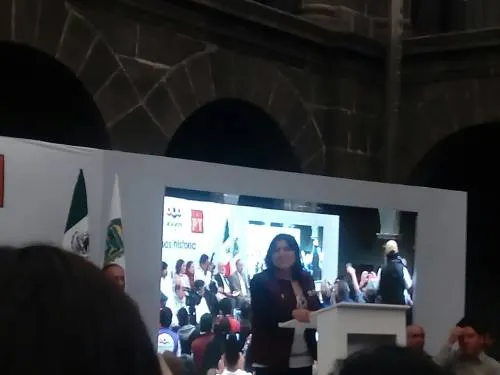 Claudia Rivera presentó la agenda municipal que regirá a los 217 candidatos del estado